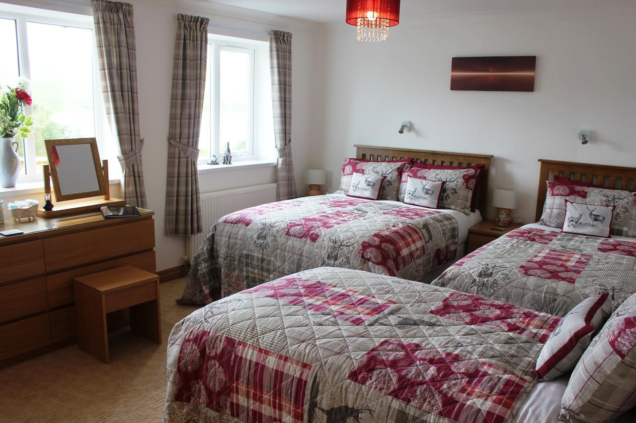 Oak Lodge Bed And Breakfast Overscaig Room photo